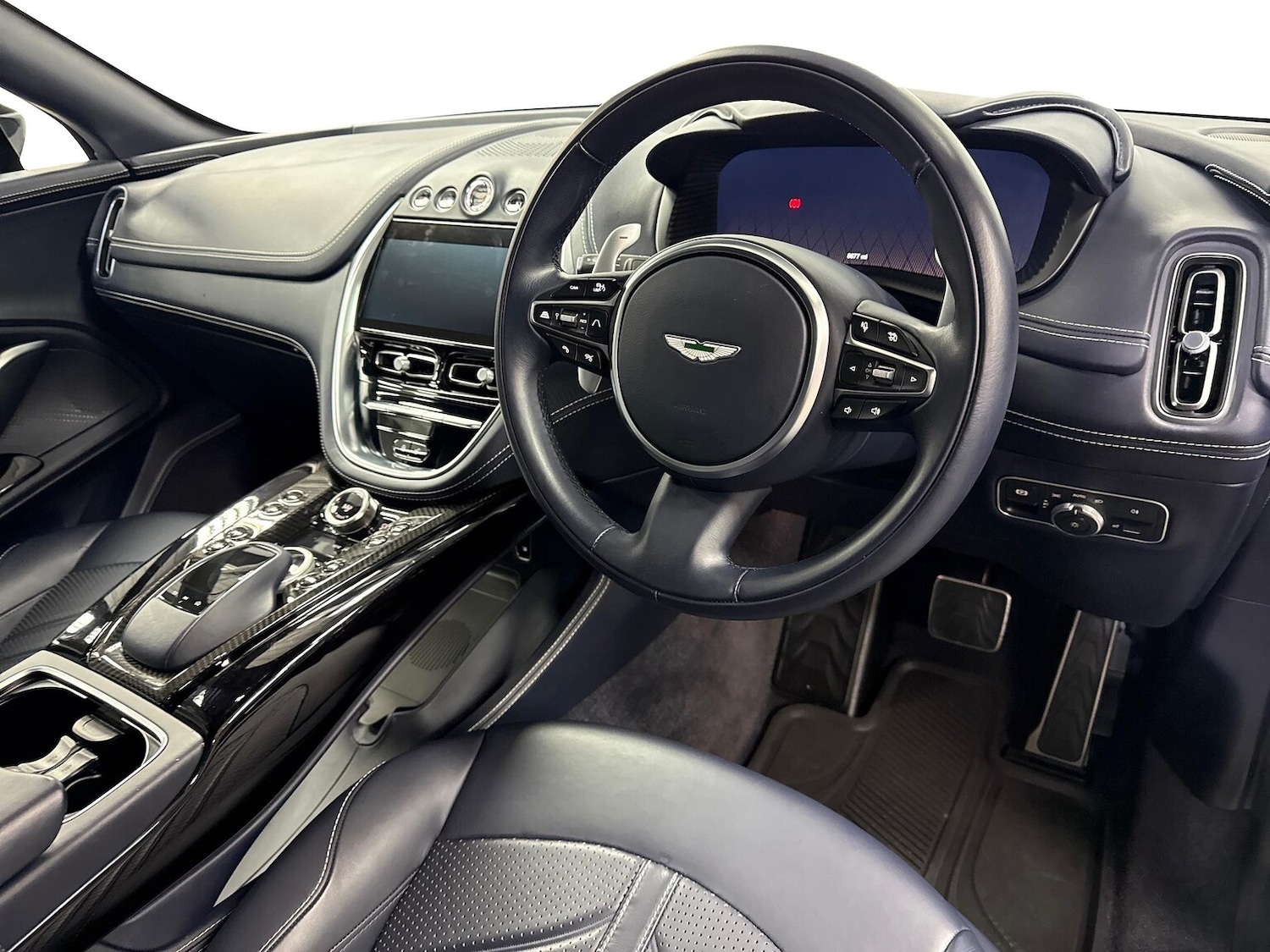 Used Aston Martin DBX 2023 for sale - 78193274: Photo 20