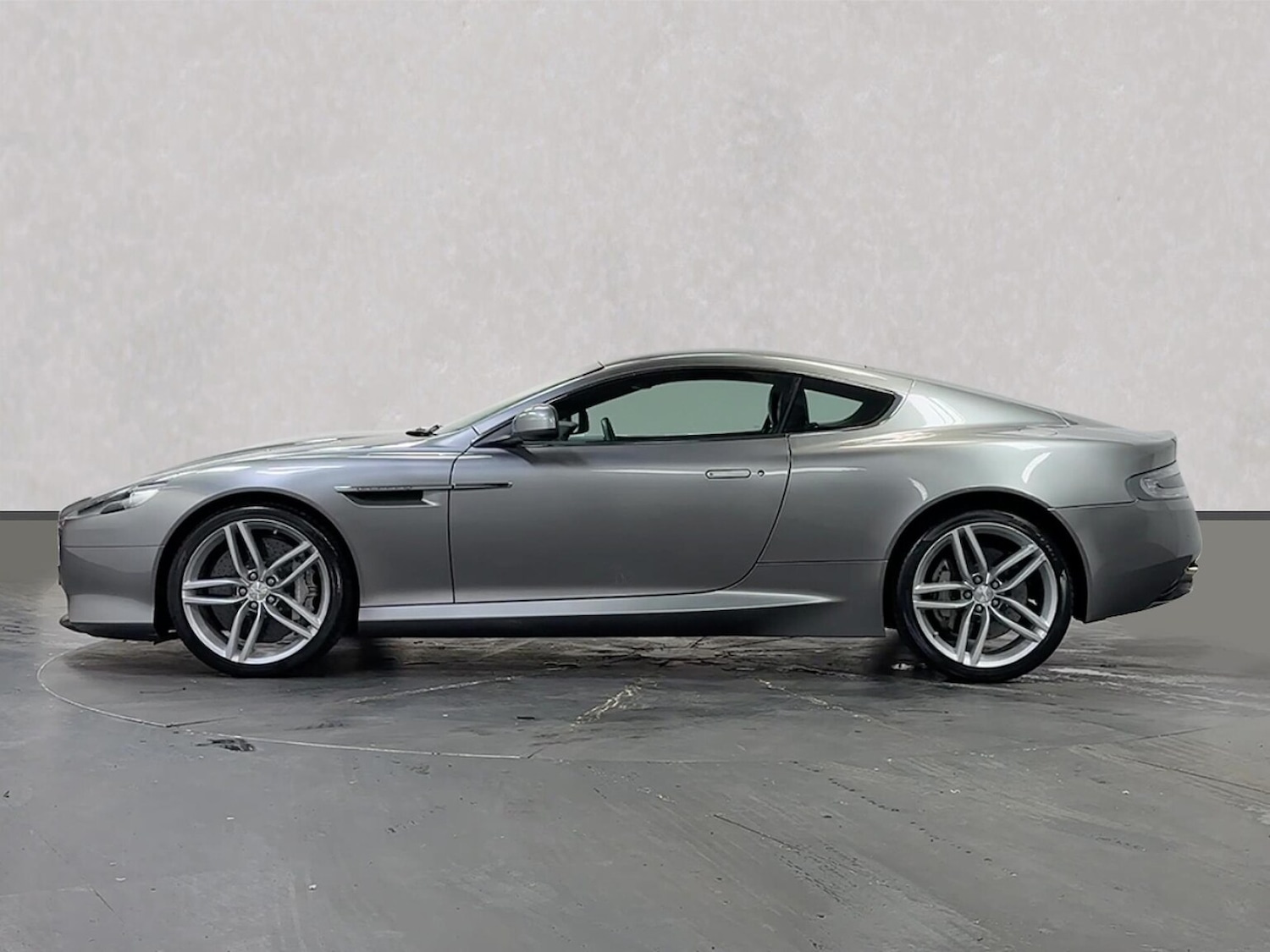 Used Aston Martin Virage 2012 for sale - 77759352: Photo 11