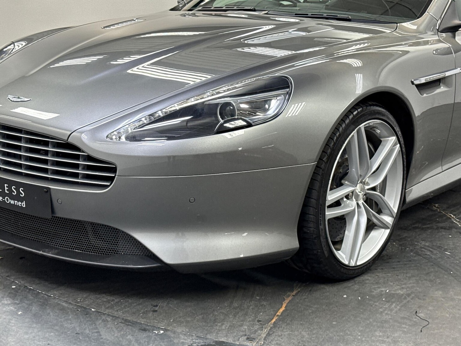 Used Aston Martin Virage 2012 for sale - 77759352: Photo 23