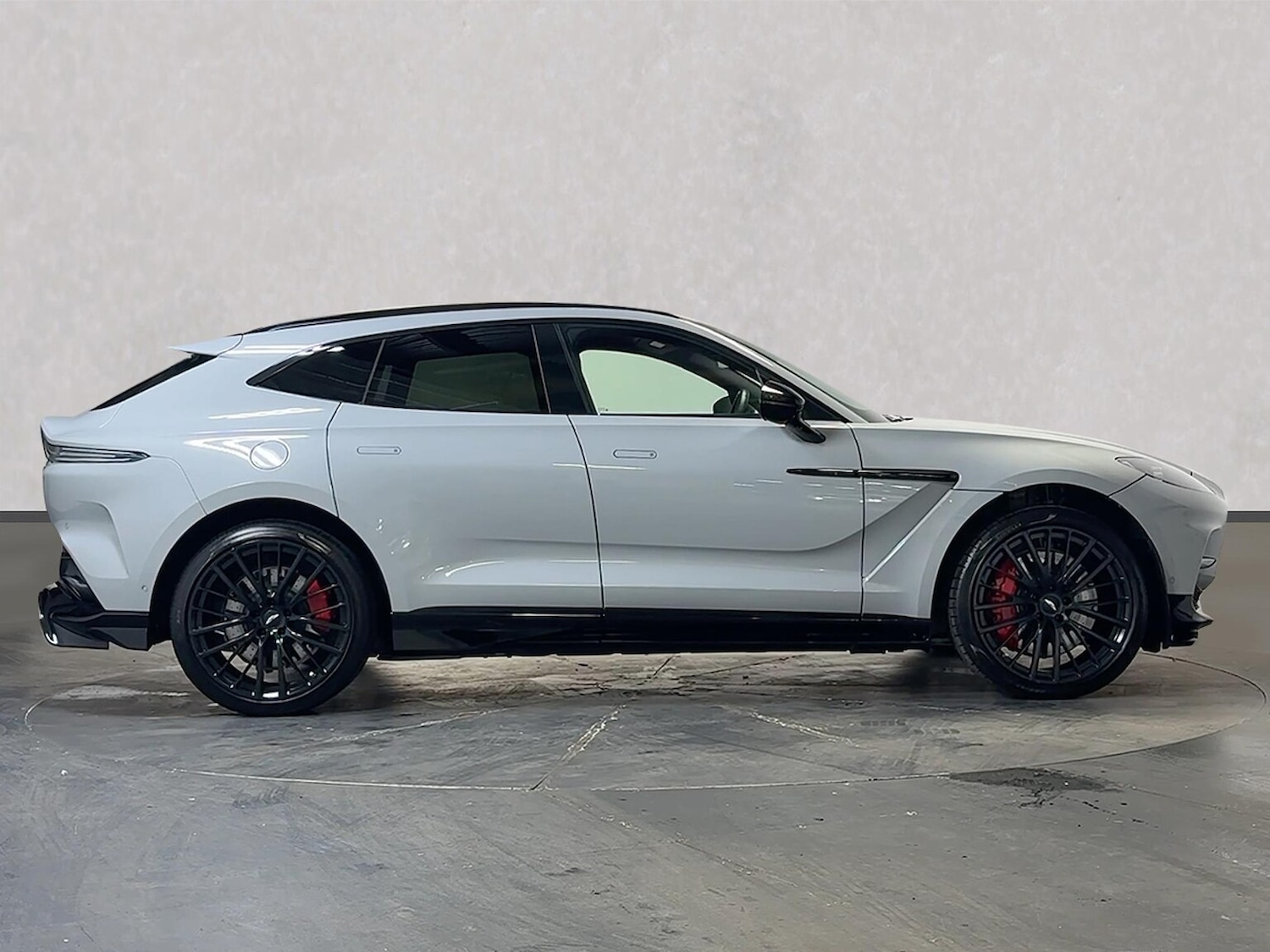 Used Aston Martin DBX 2024 for sale - 77489576: Photo 3