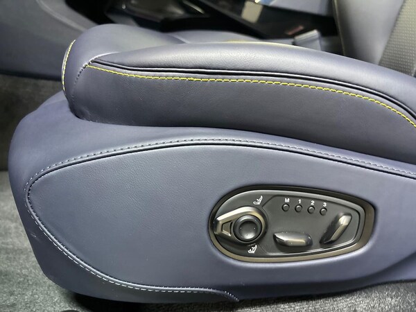 Used Aston Martin DBX 2025 for sale - 75497704: Photo 24
