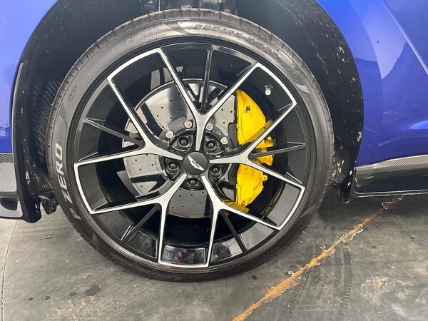 Used Aston Martin DBX 2025 for sale - 75497704: Photo 25