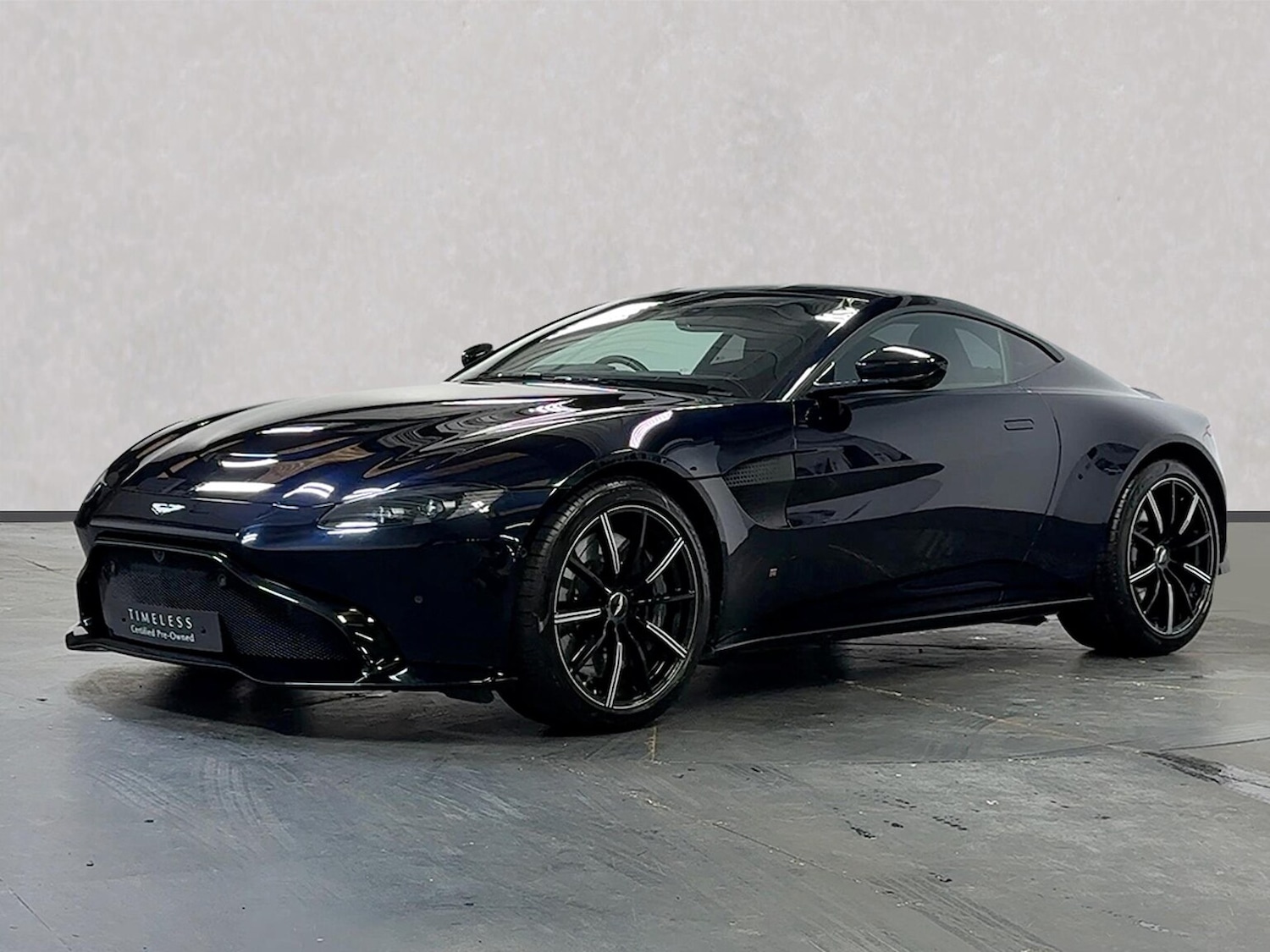 Used Aston Martin Vantage 2019 for sale - 76402393: Photo 12