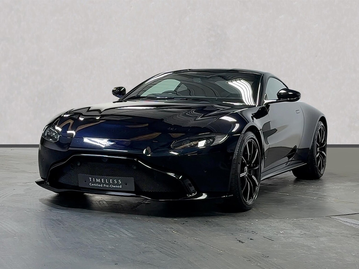 Used Aston Martin Vantage 2019 for sale - 76402393: Photo 14