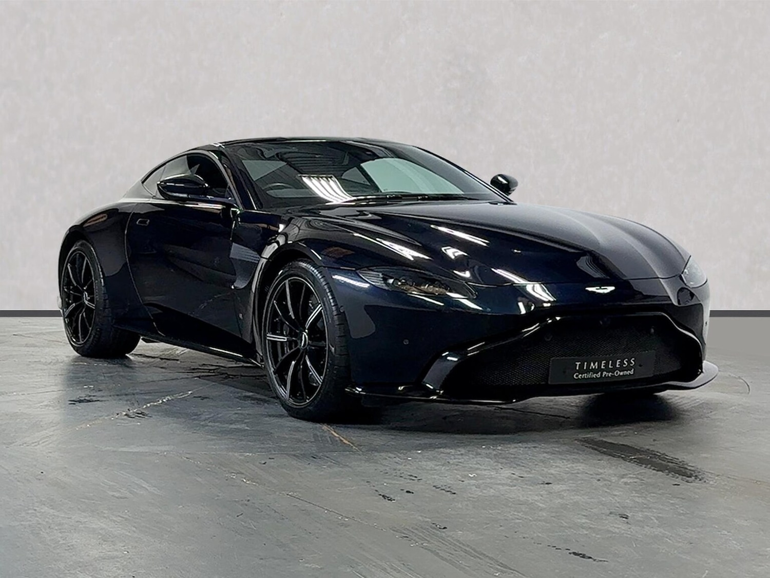 Used Aston Martin Vantage 2019 for sale - 76402393: Photo 17