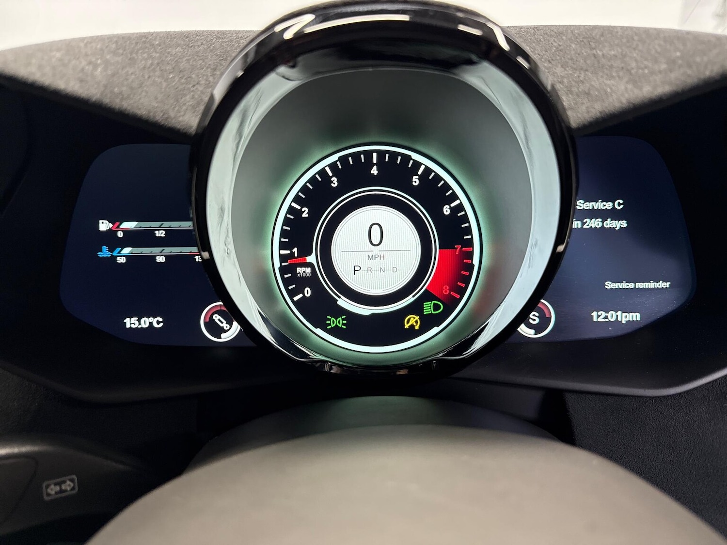 Used Aston Martin Vantage 2019 for sale - 76402393: Photo 40