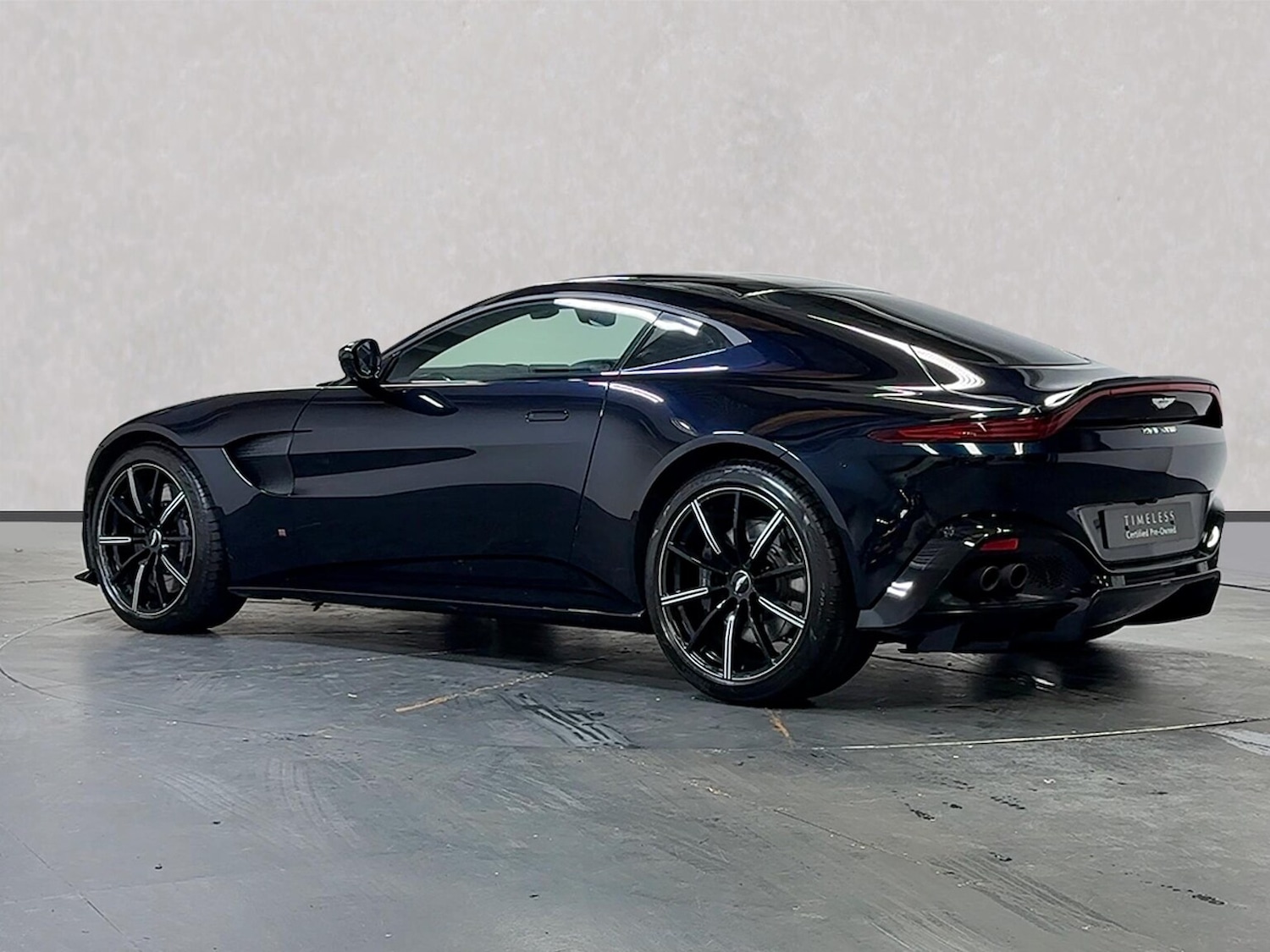 Used Aston Martin Vantage 2019 for sale - 76402393: Photo 9