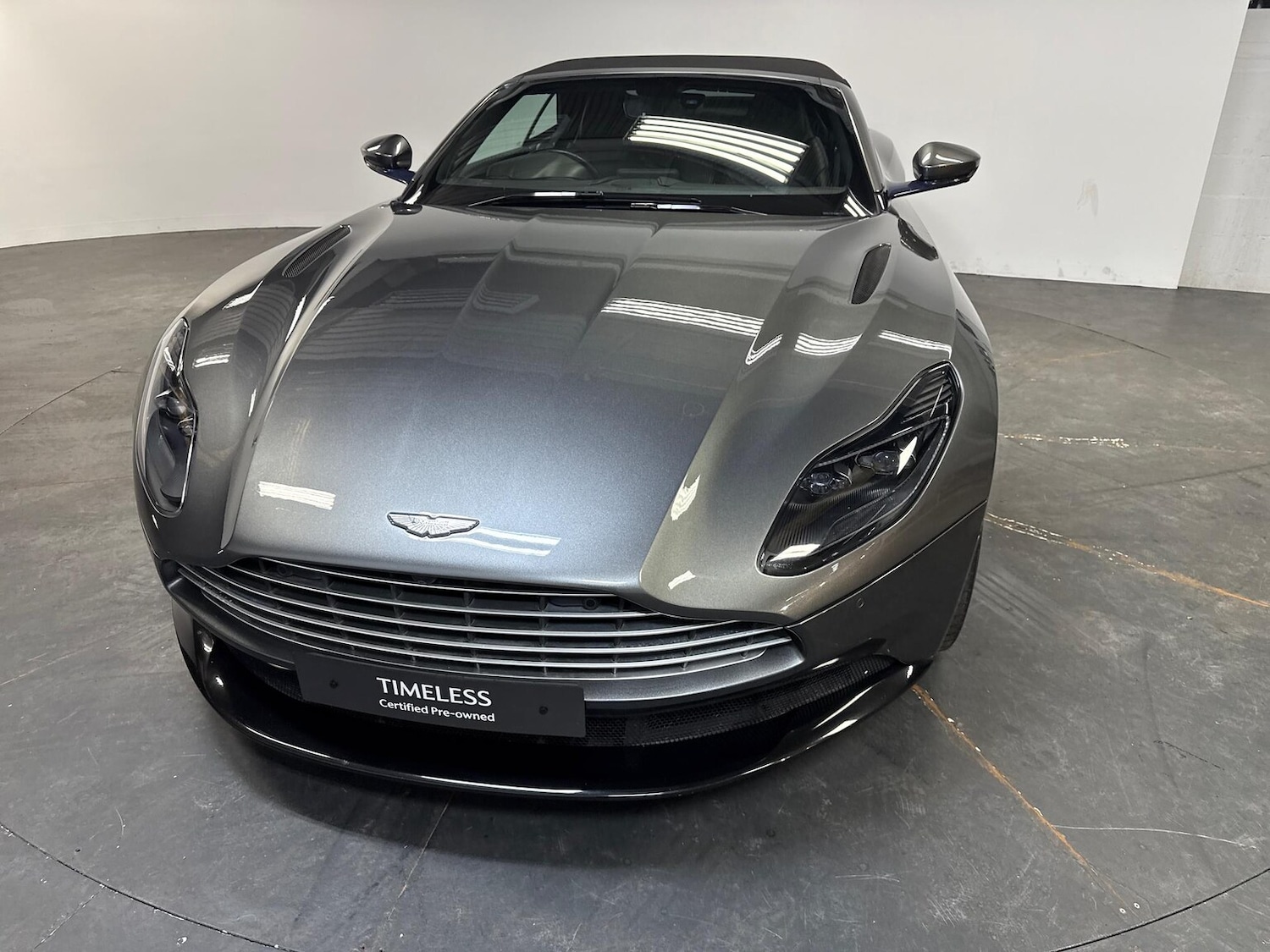 Used Aston Martin DB11 2019 for sale - 76219152: Photo 18