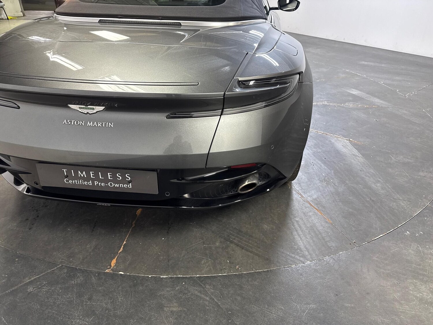 Used Aston Martin DB11 2019 for sale - 76219152: Photo 28