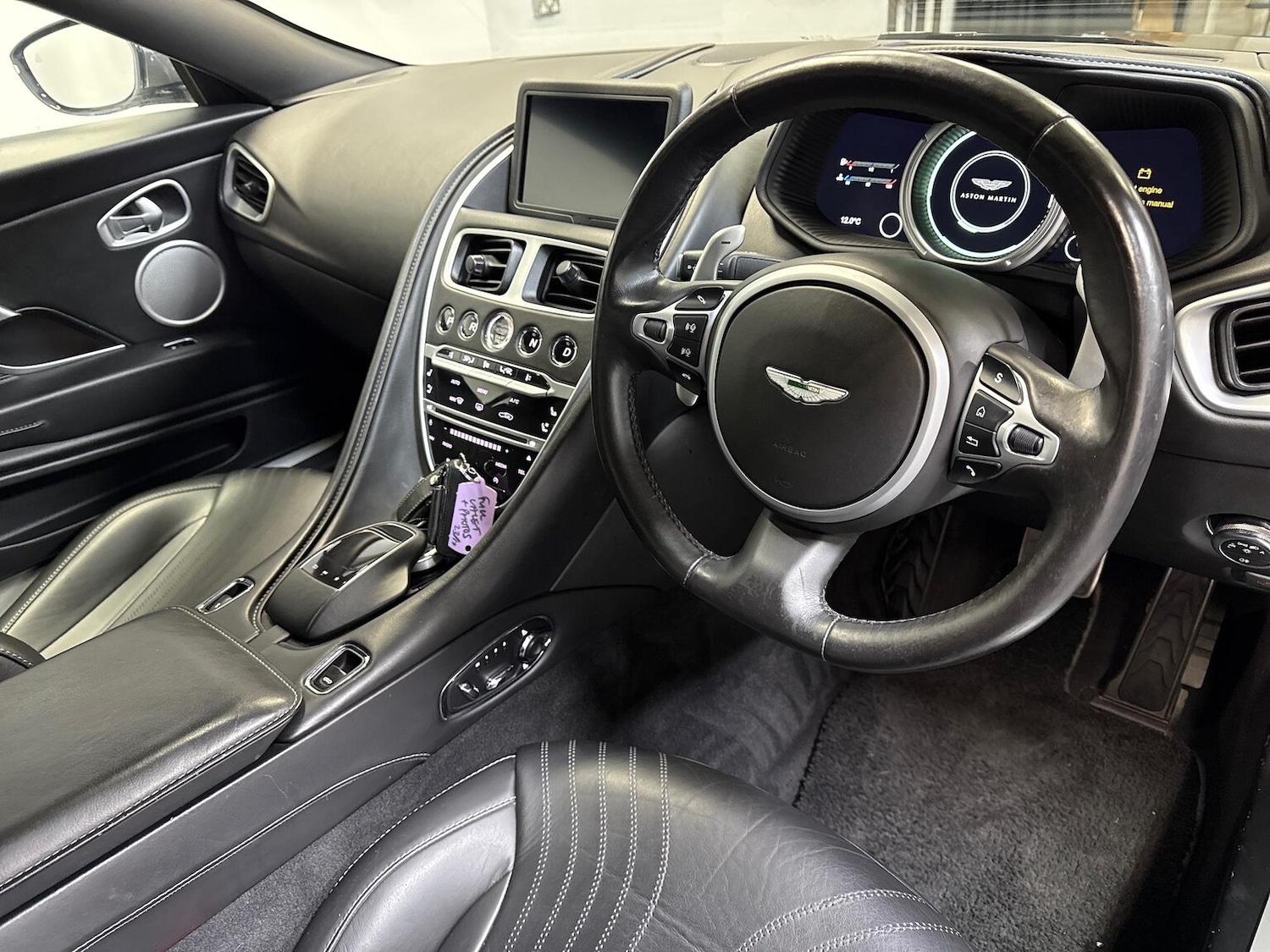 Used Aston Martin DB11 2019 for sale - 76219152: Photo 35