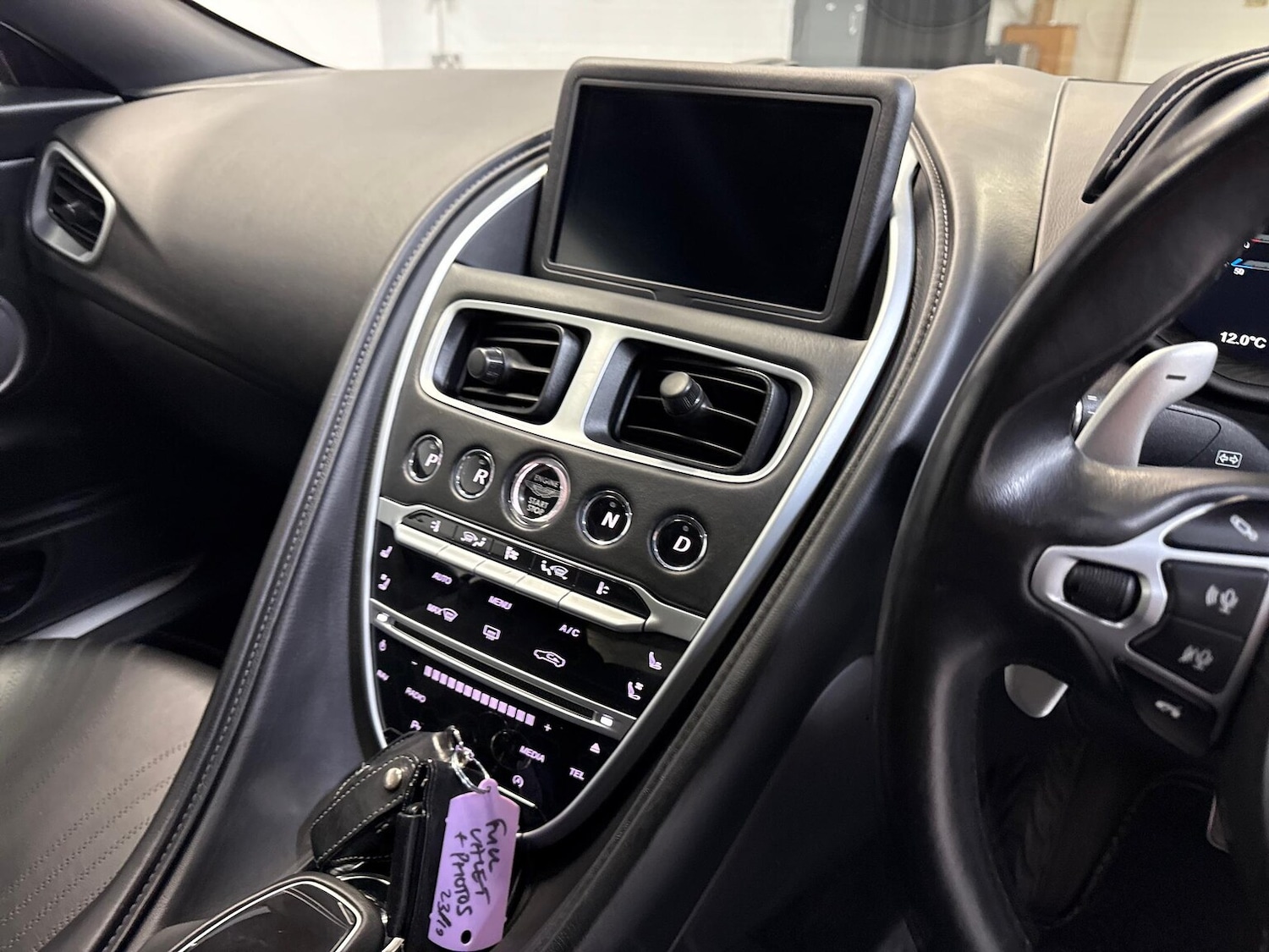 Used Aston Martin DB11 2019 for sale - 76219152: Photo 37