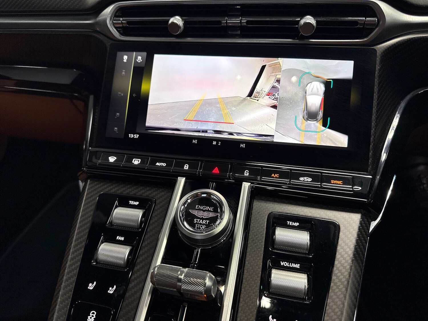 Used Aston Martin Vantage 2024 for sale - 78193245: Photo 31