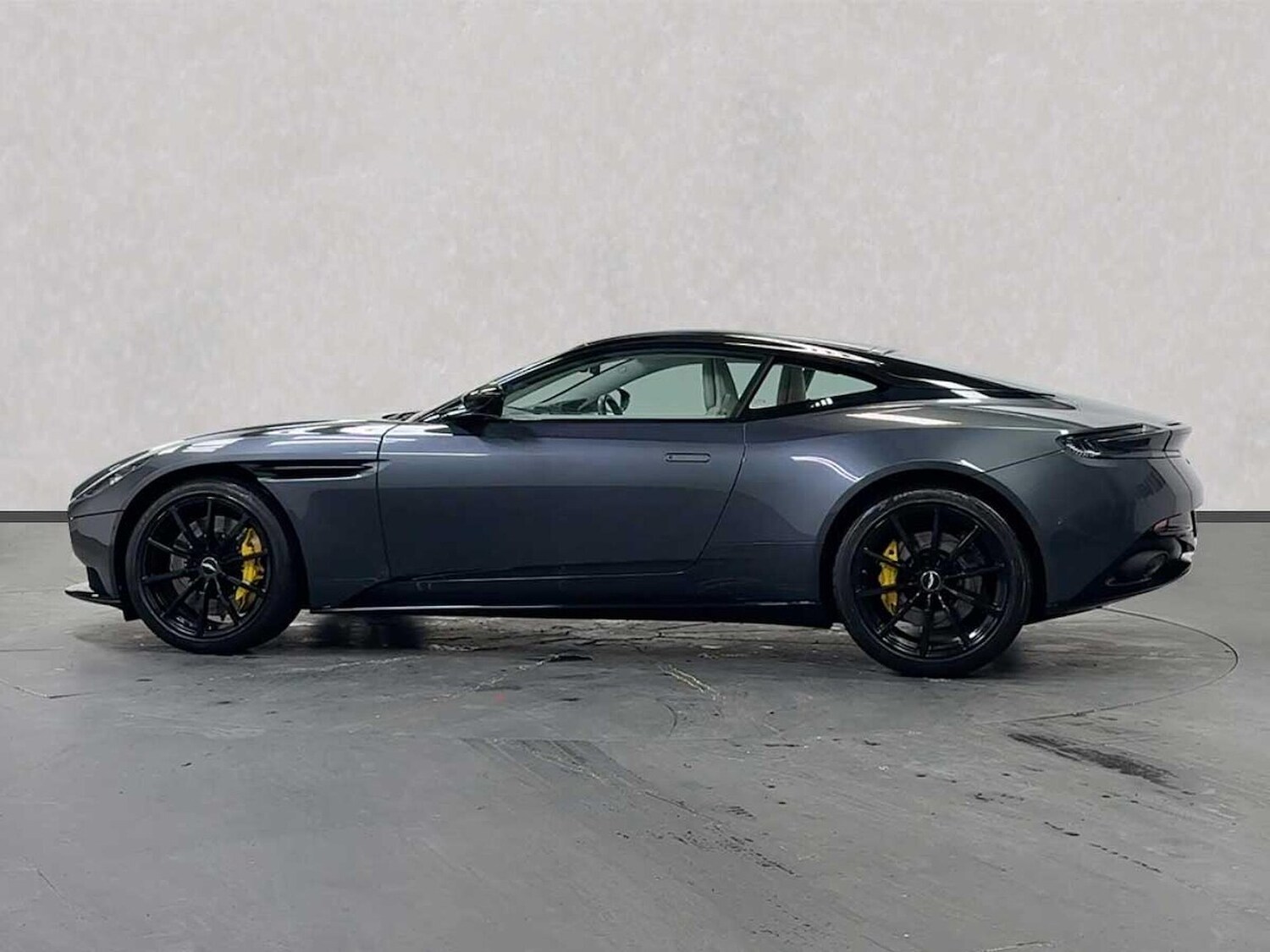 Used Aston Martin DB11 2021 for sale - 77687981: Photo 10