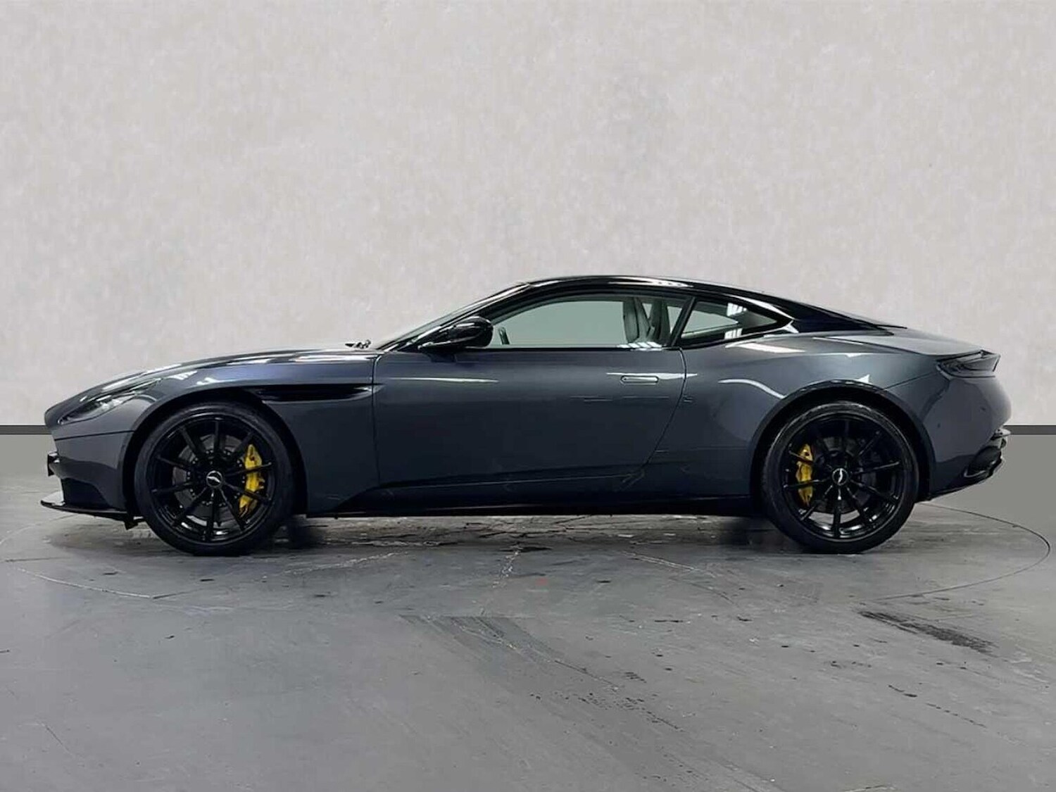 Used Aston Martin DB11 2021 for sale - 77687981: Photo 11