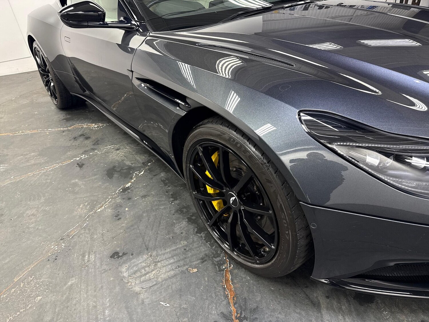 Used Aston Martin DB11 2021 for sale - 77687981: Photo 22