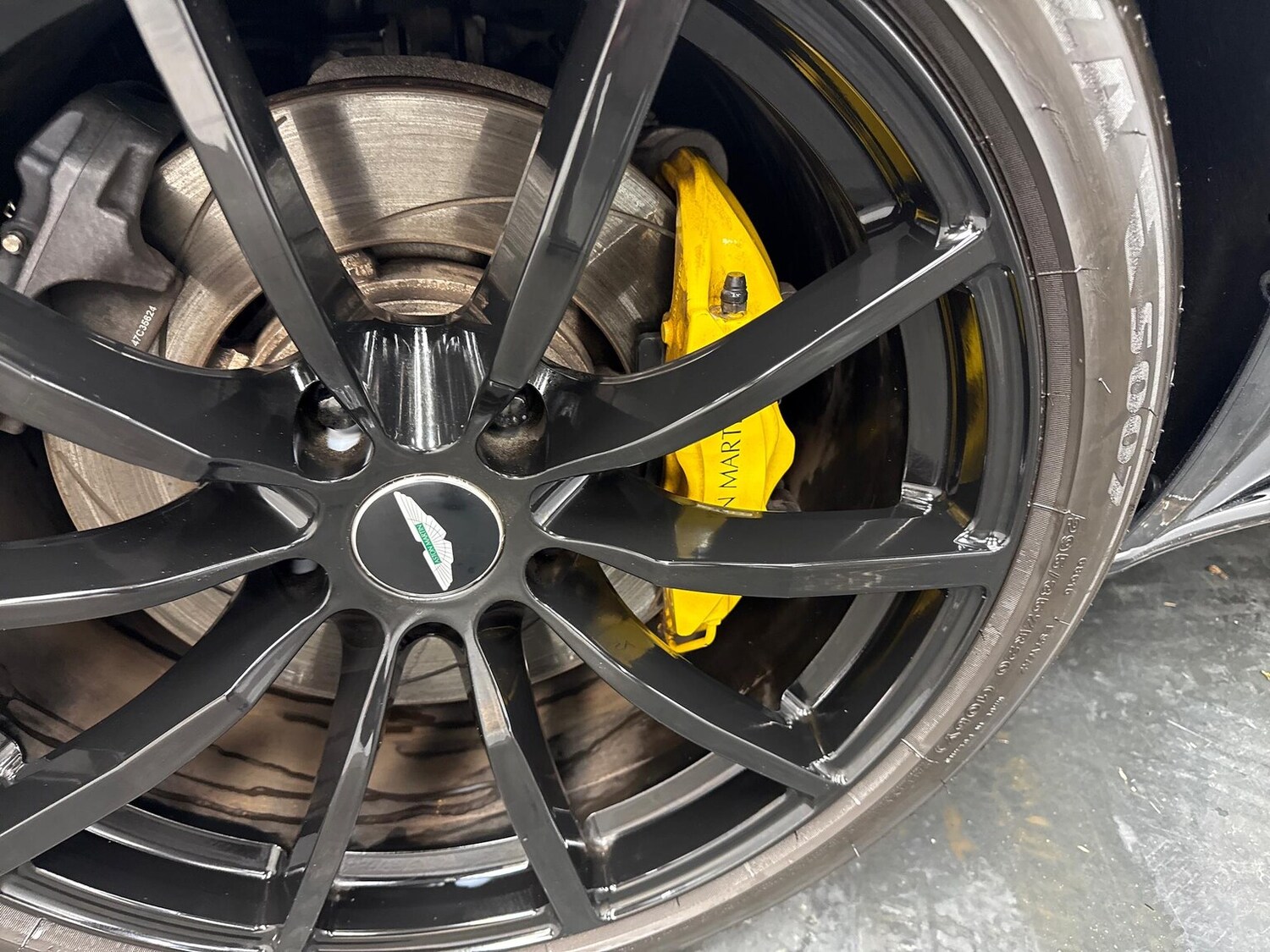 Used Aston Martin DB11 2021 for sale - 77687981: Photo 26