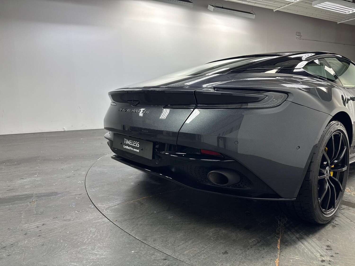 Used Aston Martin DB11 2021 for sale - 77687981: Photo 27