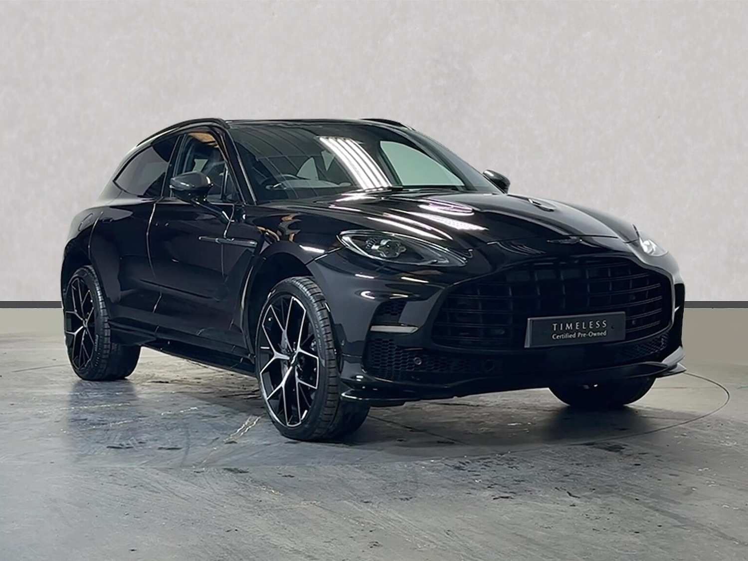 Used Aston Martin DBX 2025 for sale - 77775143: Photo 17