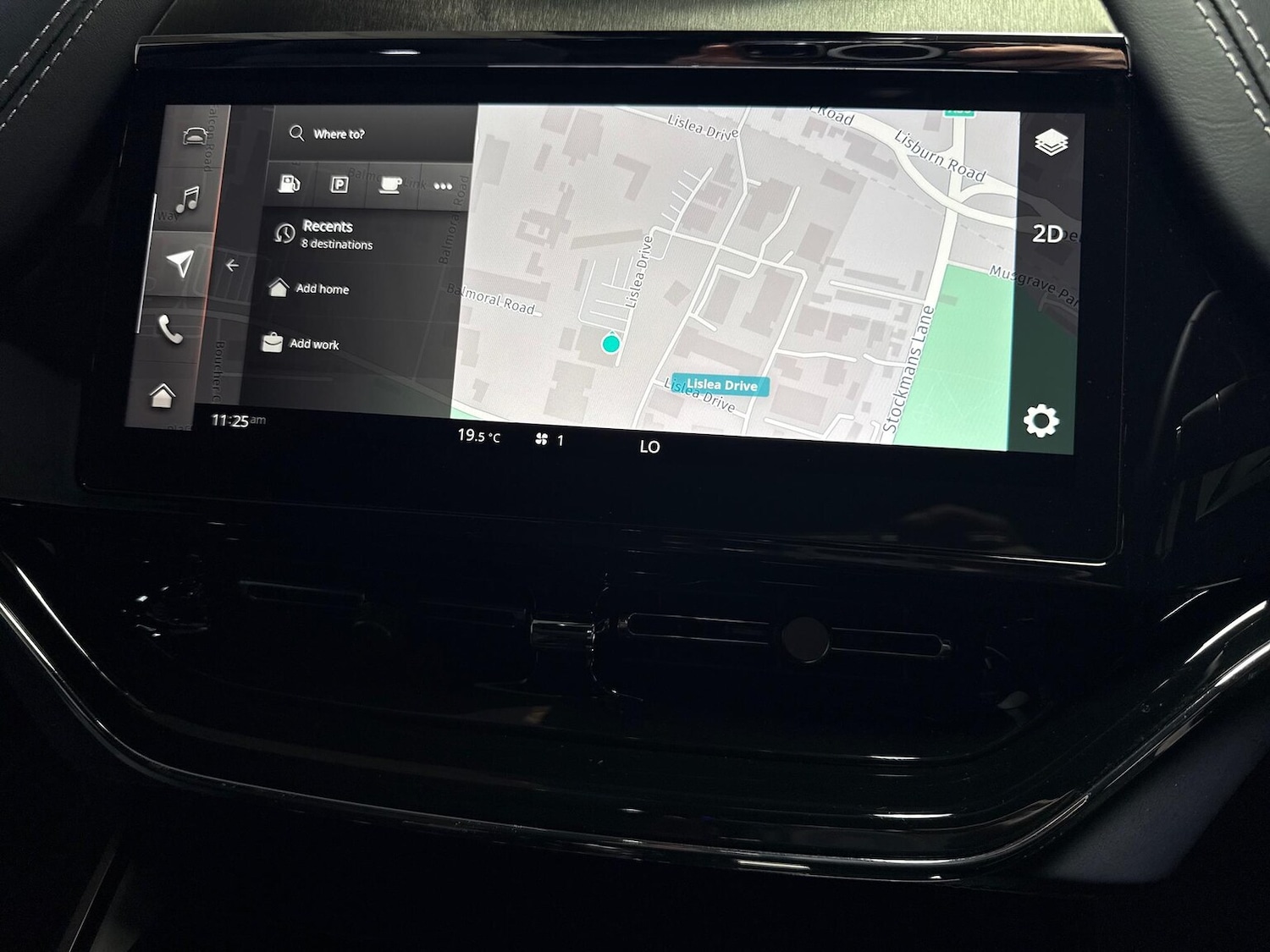 Used Aston Martin DBX 2025 for sale - 77775143: Photo 27