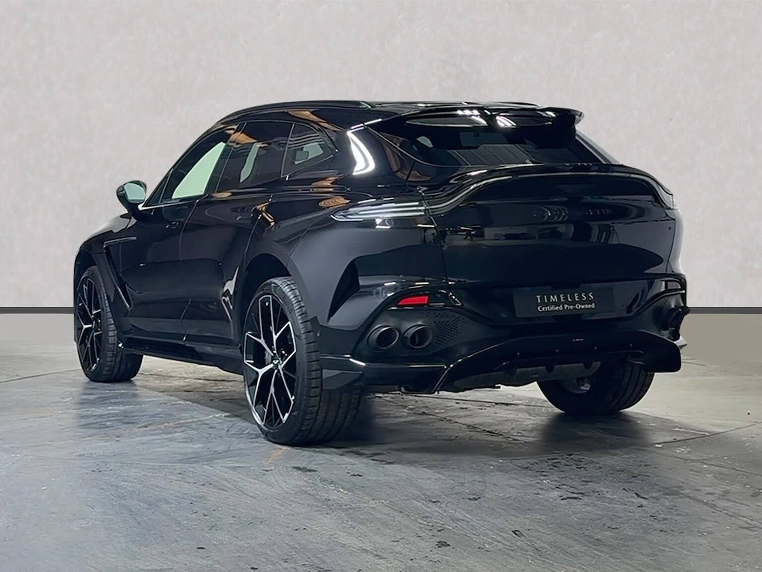 Used Aston Martin DBX 2025 for sale - 77775143: Photo 8