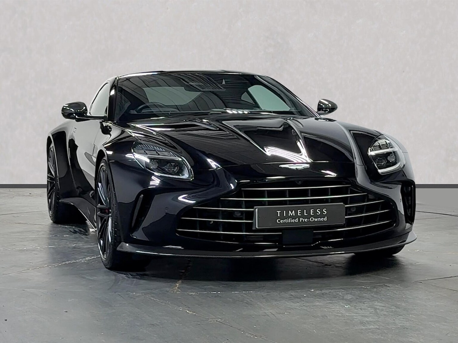 Used Aston Martin Vantage 2025 for sale - 76490757: Photo 16
