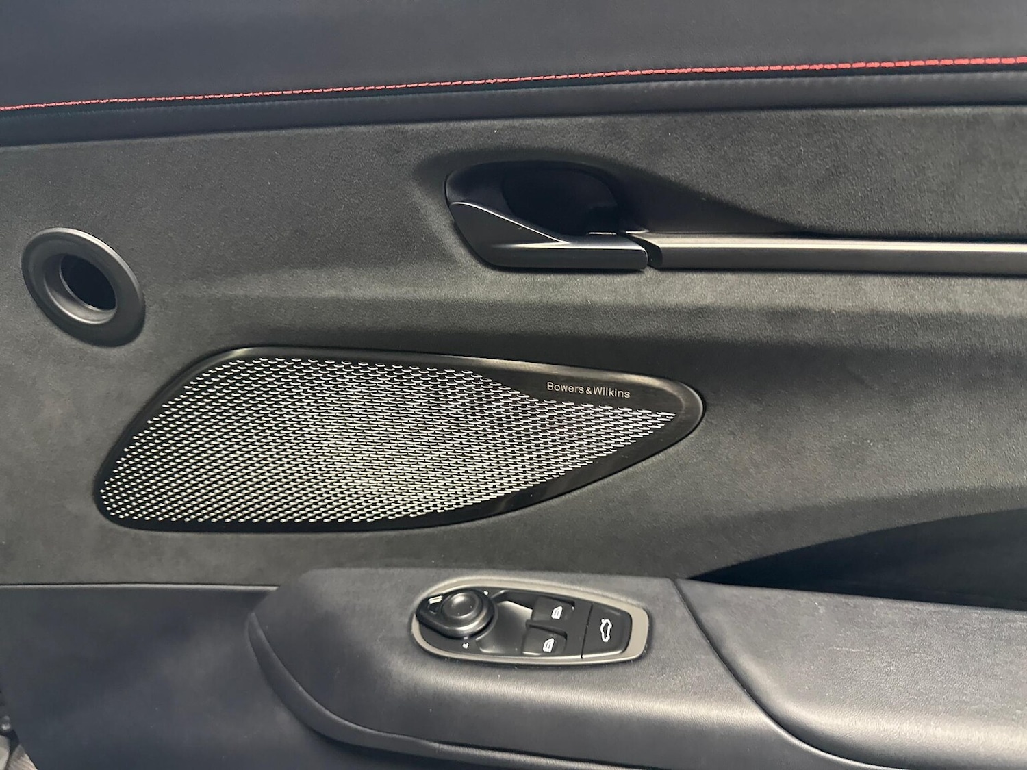 Used Aston Martin Vantage 2025 for sale - 76490757: Photo 25