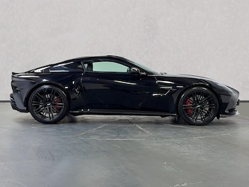 Used Aston Martin Vantage 2025 for sale - 76490757: Photo
