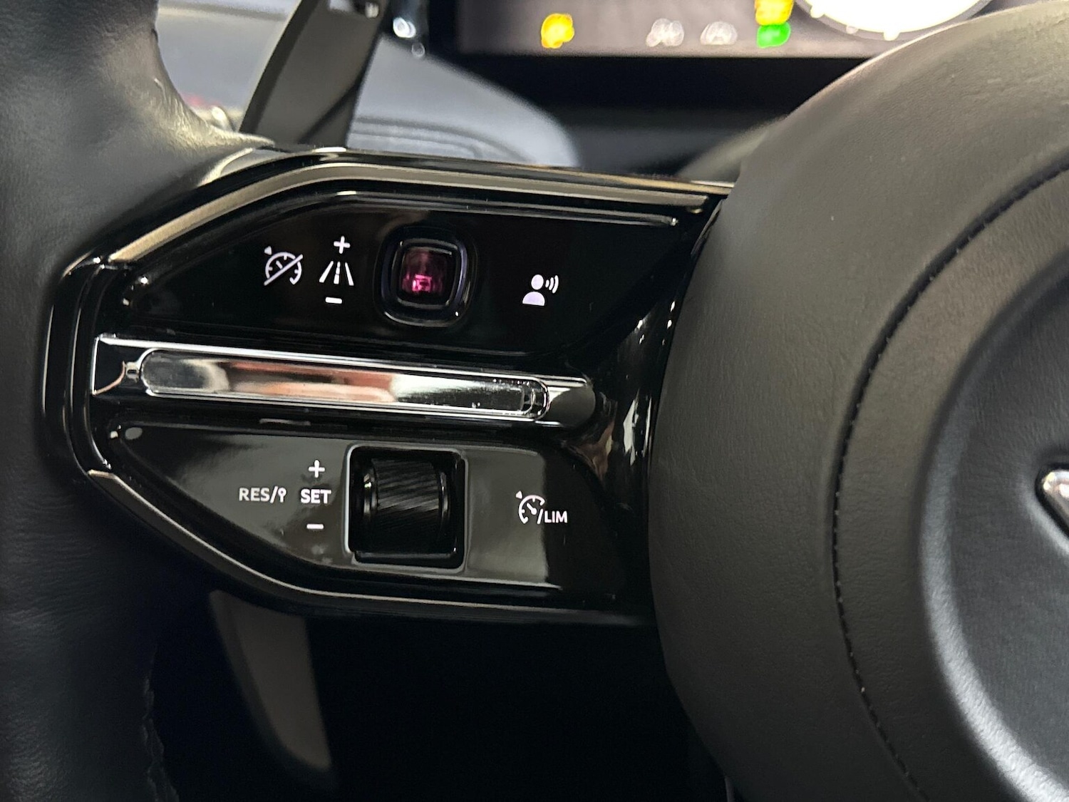 Used Aston Martin V8 2024 for sale - 77489616: Photo 19