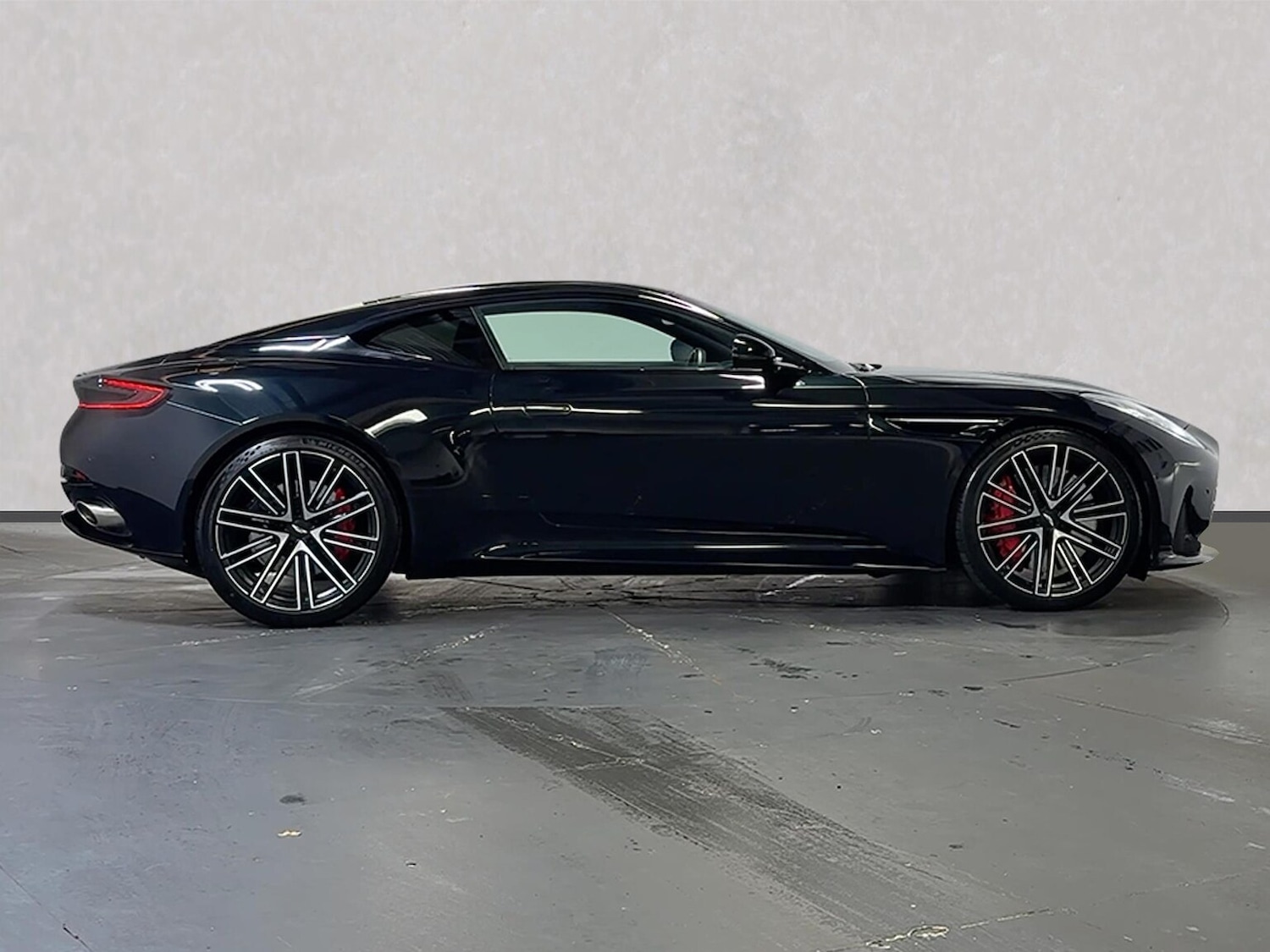 Used Aston Martin V8 2024 for sale - 77489616: Photo 3
