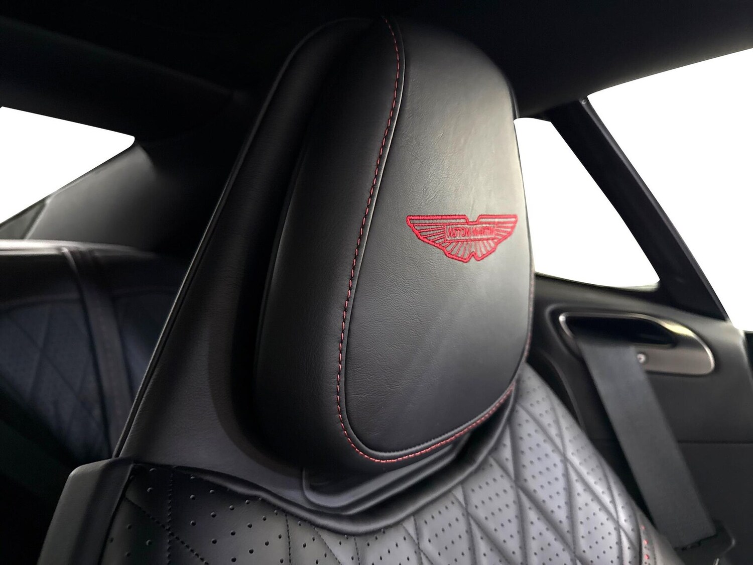 Used Aston Martin V8 2024 for sale - 77489616: Photo 38