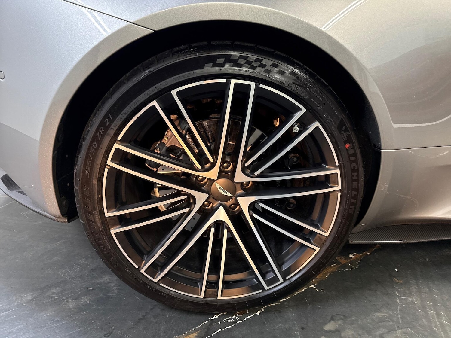 Used Aston Martin V8 2025 for sale - 76402396: Photo 23