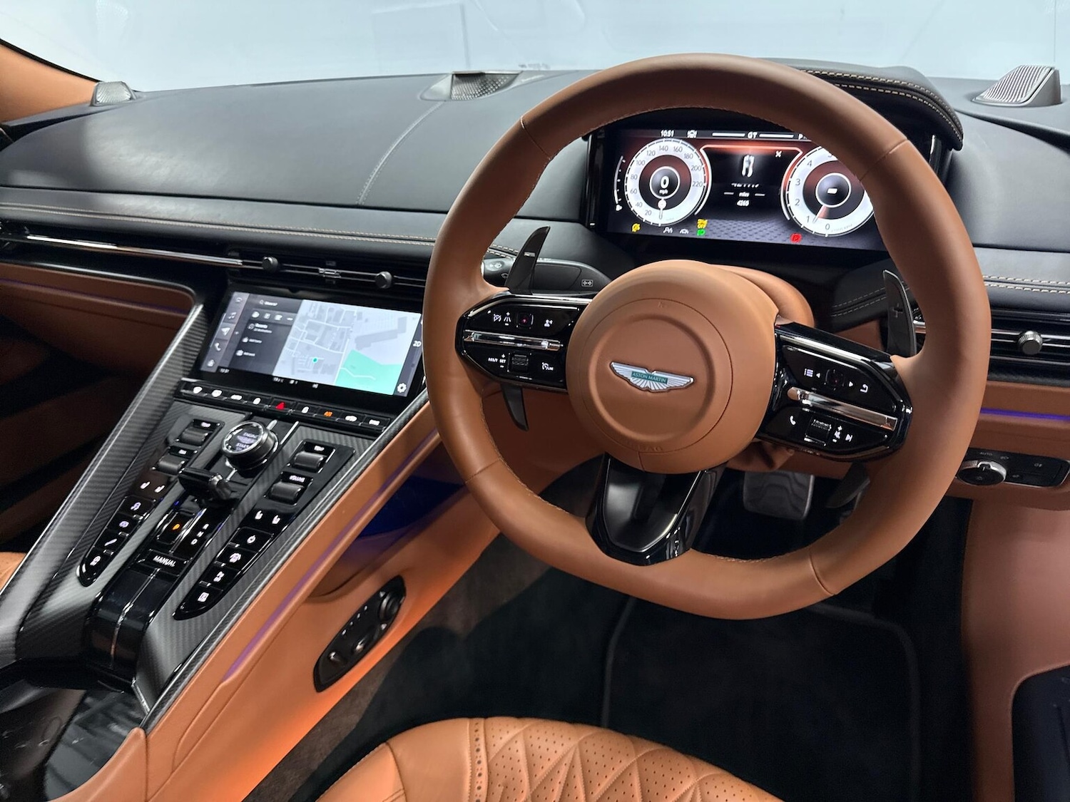 Used Aston Martin V8 2025 for sale - 76402396: Photo 39