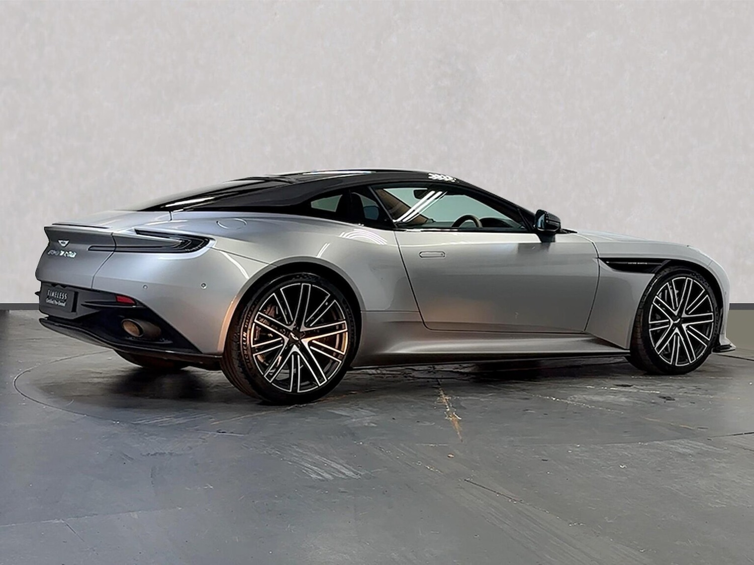 Used Aston Martin V8 2025 for sale - 76402396: Photo 4