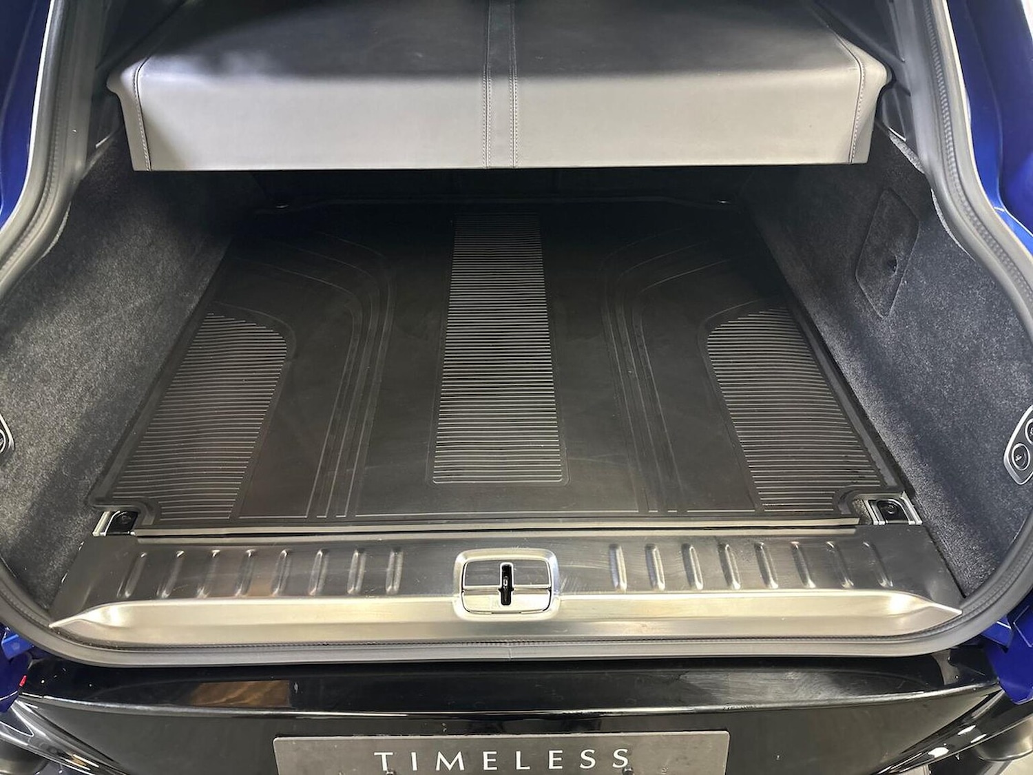 Used Aston Martin DBX 2025 for sale - 77489608: Photo 19