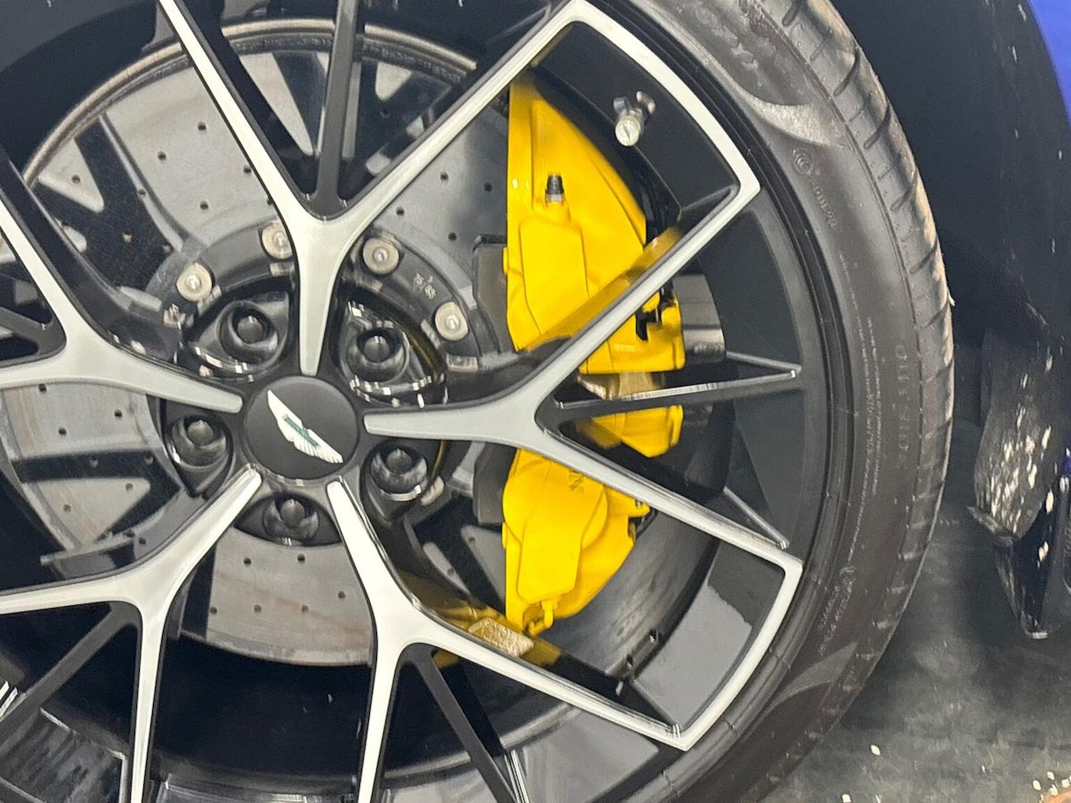 Used Aston Martin DBX 2025 for sale - 77489608: Photo 26