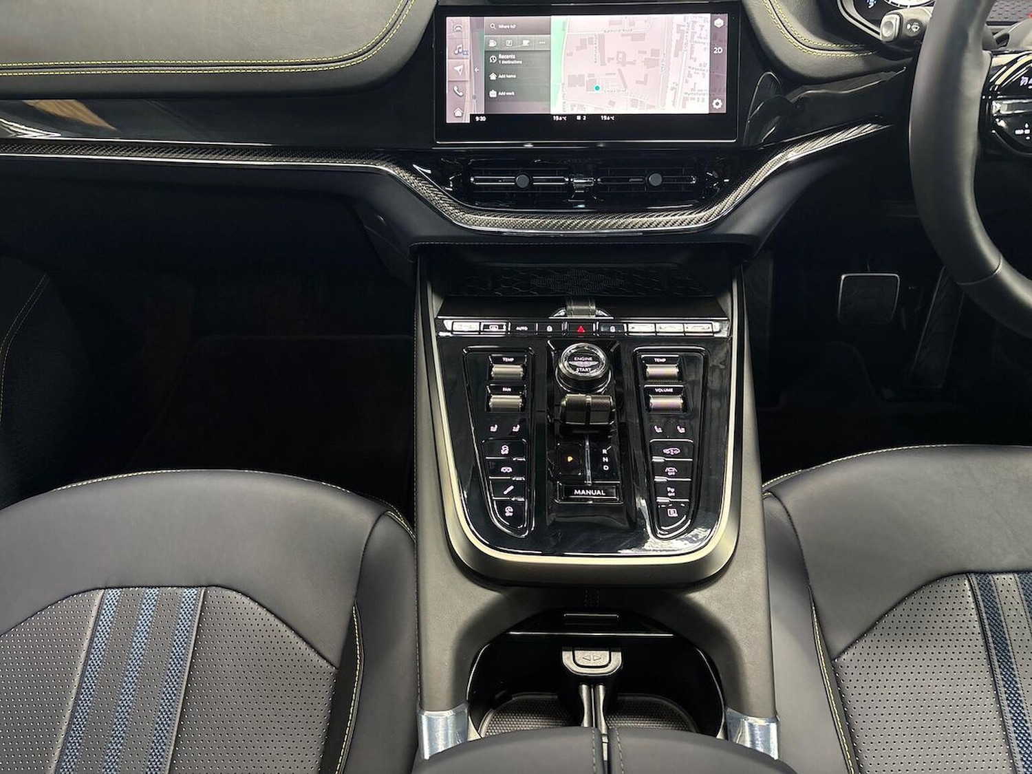 Used Aston Martin DBX 2025 for sale - 77489608: Photo 39