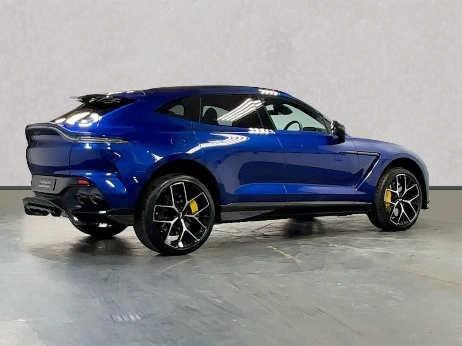 Used Aston Martin DBX 2025 for sale - 77489608: Photo 4