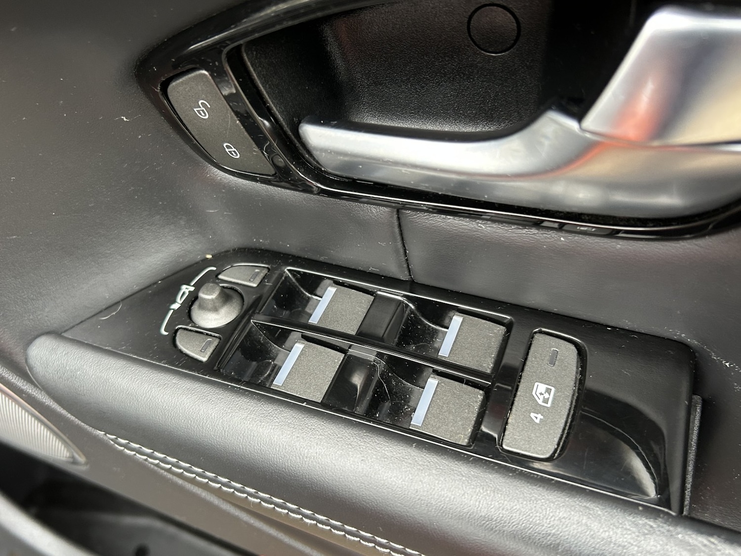 Used Land Rover Range Rover Evoque 2016 for sale - 76712379: Photo 16