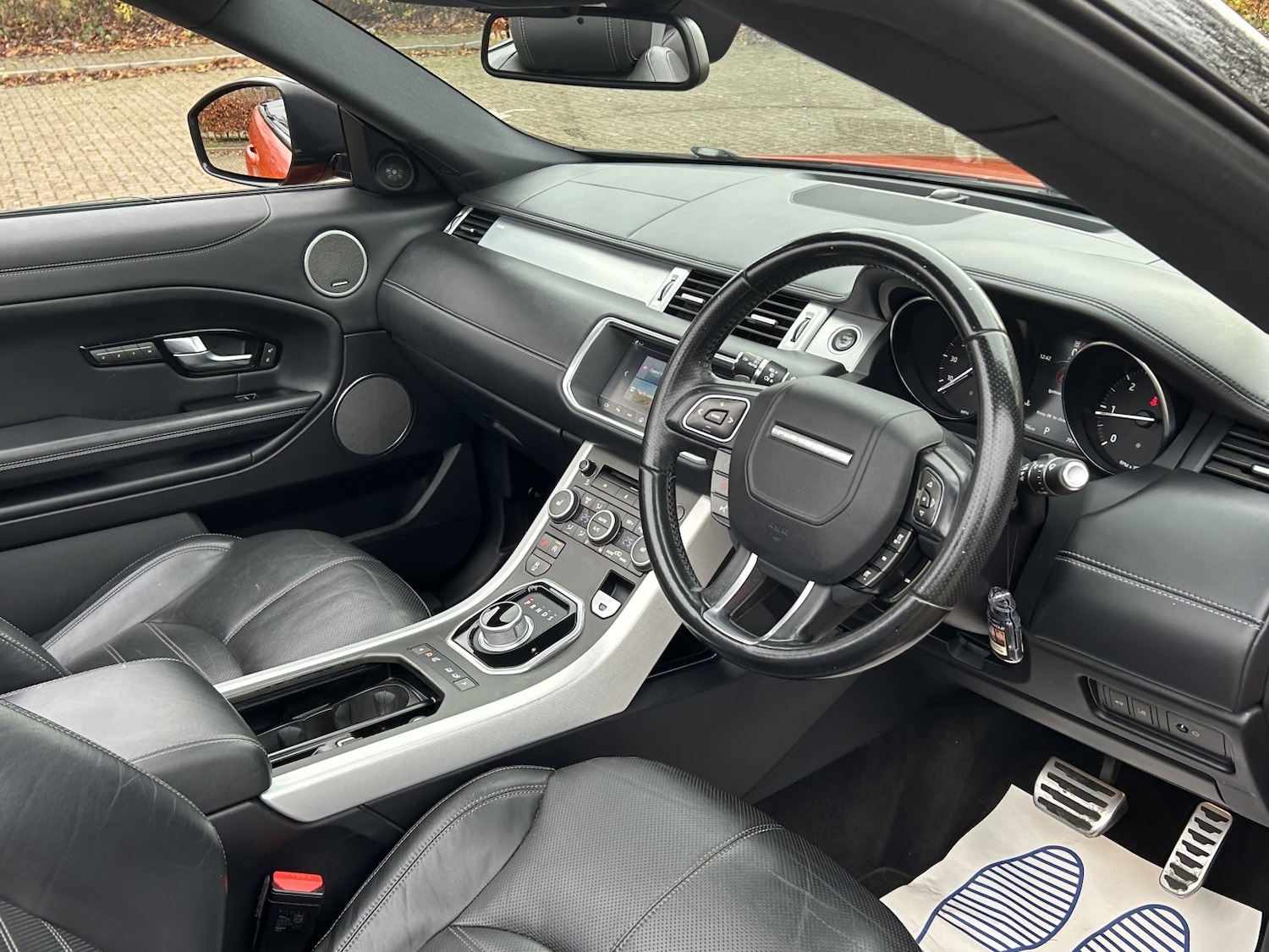 Used Land Rover Range Rover Evoque 2016 for sale - 76712379: Photo 6