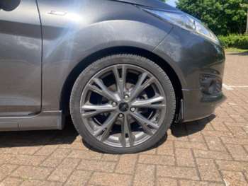 Used Ford Fiesta 2016 for sale - 74949619: Photo