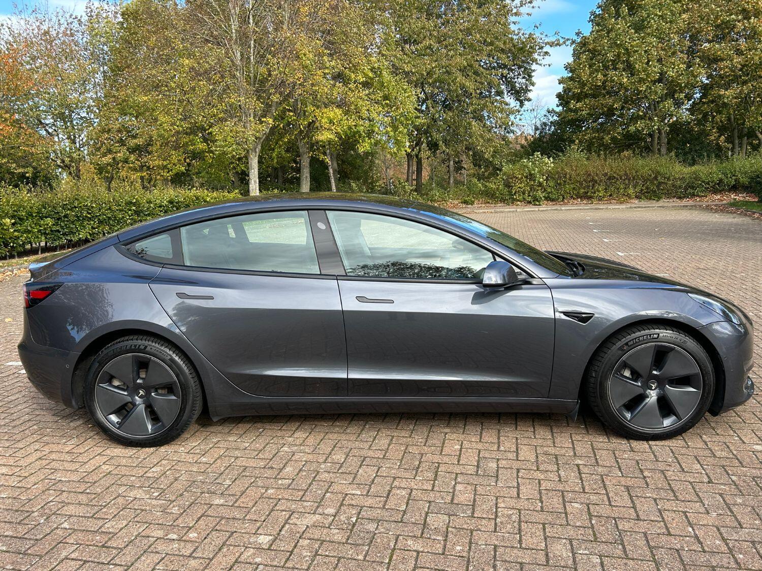 Used Tesla Model 3 2021 for sale - 76107433: Photo 10