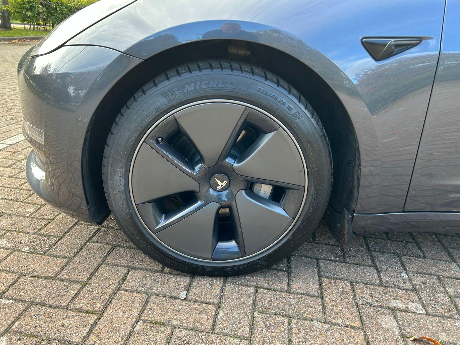 Used Tesla Model 3 2021 for sale - 76107433: Photo 16