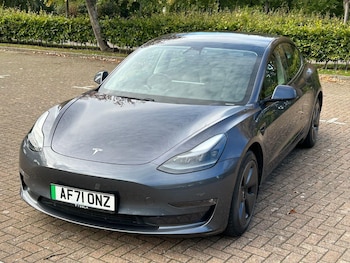 Used Tesla Model 3 2021 for sale - 76107433: Photo