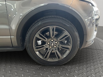 Used Land Rover Range Rover Evoque 2018 for sale - 79507897: Photo