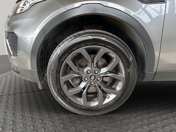 Used Land Rover Discovery Sport 2019 for sale - 78599719: Photo