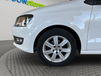 Used Volkswagen Polo 2014 for sale - 77881022: Photo