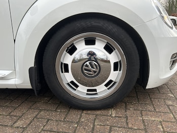 Used Volkswagen Beetle 2014 for sale - 77357356: Photo