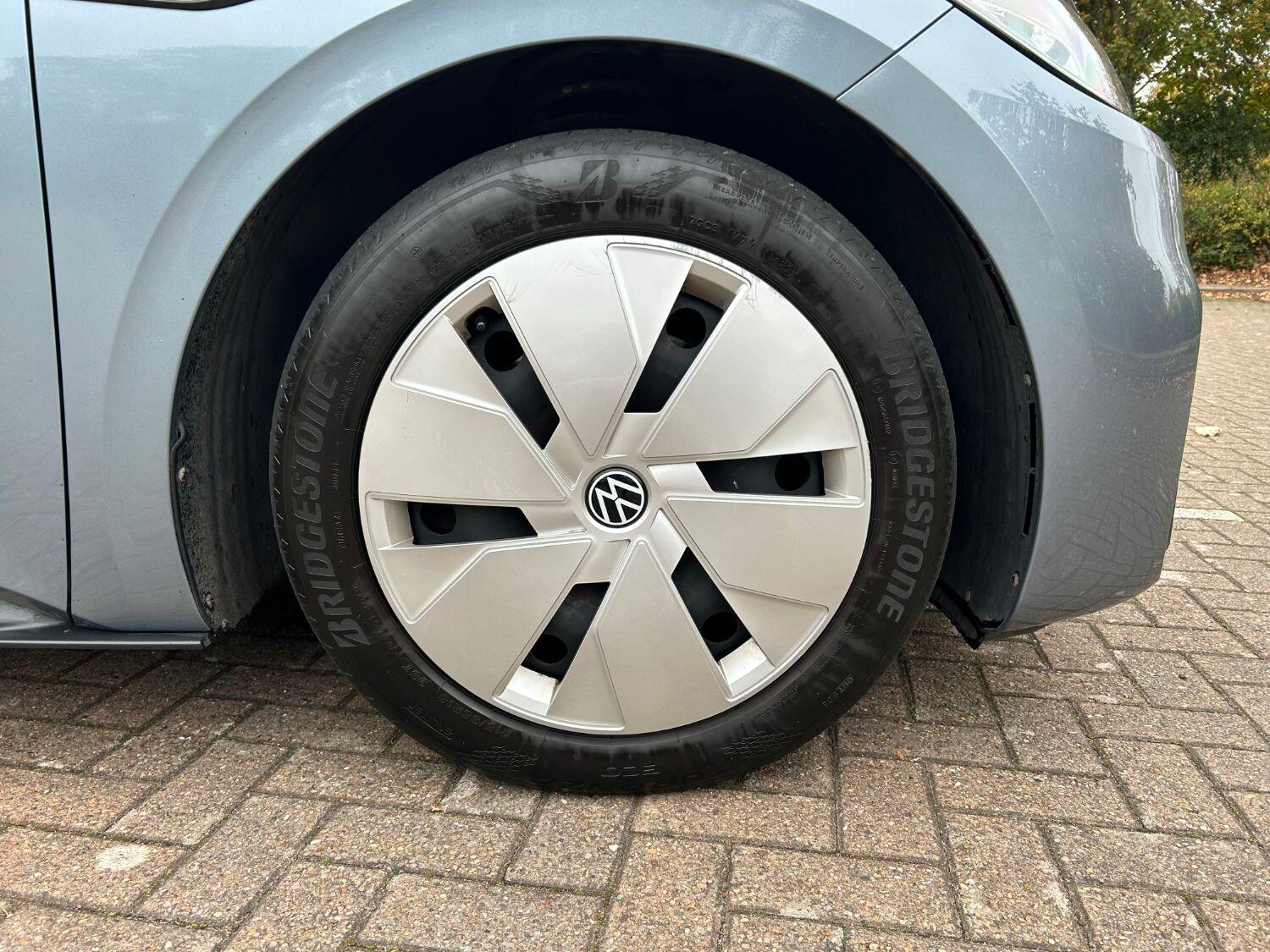 Used Volkswagen ID.3 2020 for sale - 76250675: Photo 4