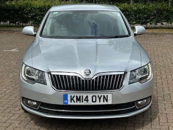 Used Skoda Superb 2014 for sale - 75231475: Photo