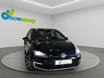Used Volkswagen Golf 2016 for sale - 78909633: Photo
